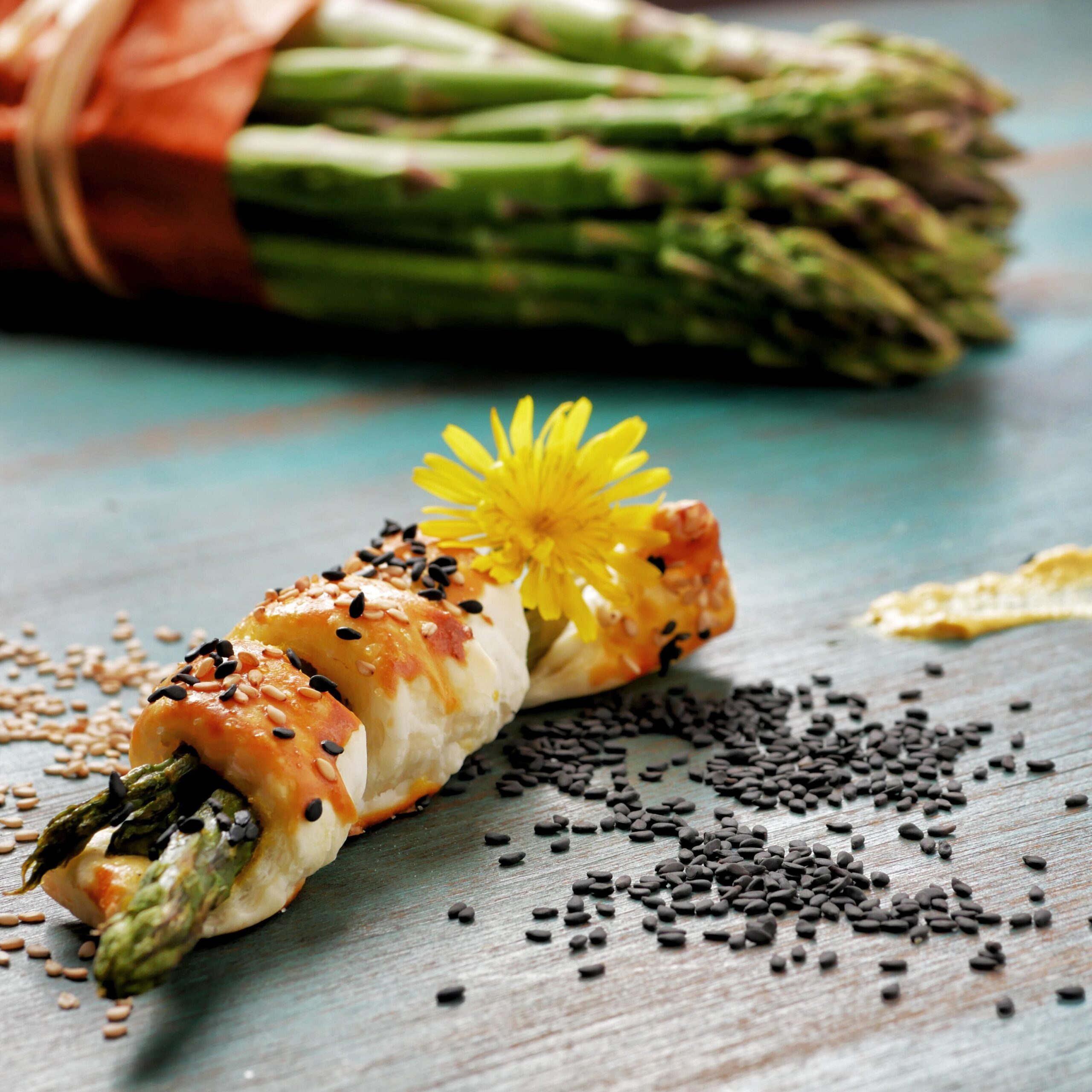 Asparagi in crosta con sesamo esenape dolce